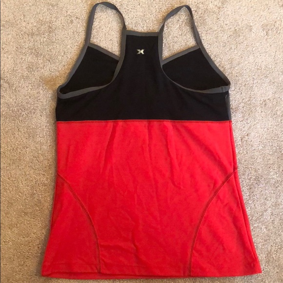 Xersion Red/Black workout tank - Picture 2 of 3